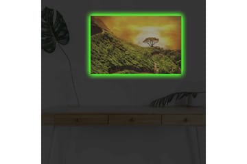 Lerretsbilde med LED-belysning - Frodig landskap med en ensom tretopp mot en gyllen himmel - Grønn / Gull / Brun - Interiør - Maleri & posters - Lerretsbilder