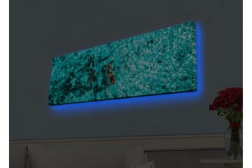 Lerretsbilde med LED-belysning - Kajakkpadling over turkis vann - Turkis / Mørk blå / Rød - Interiør - Maleri & posters - Lerretsbilder