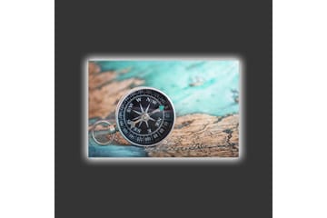 Lerretsbilde med LED-belysning - Kompass på et gammelt kart med et maritimt tema - Turkis / Brun / Svart - Interiør - Maleri & posters - Lerretsbilder