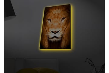 Lerretsbilde med LED-belysning - Majestetisk løvehode i nærbilde - Gull / Brun / Svart - Interiør - Maleri & posters - Lerretsbilder