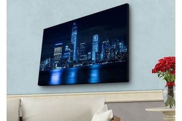 Lerretsbilde med LED-belysning - Nattlig bybilde med opplyste skyskrapere - Mørk blå / Svart / Lys blå - Interiør - Maleri & posters - Lerretsbilder