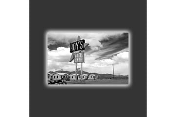 Lerretsbilde med LED-belysning - Nostalgisk skilt fra et motell i et ørkenlandskap - Svart / Hvit / Grå - Interiør - Maleri & posters - Lerretsbilder