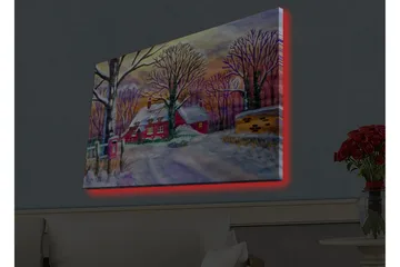 Lerretsbilde med LED-belysning - Rød hytte omgitt av snødekte trær og et vinterlandskap - Rød / Hvit / Lilla - Interiør - Maleri & posters - Lerretsbilder