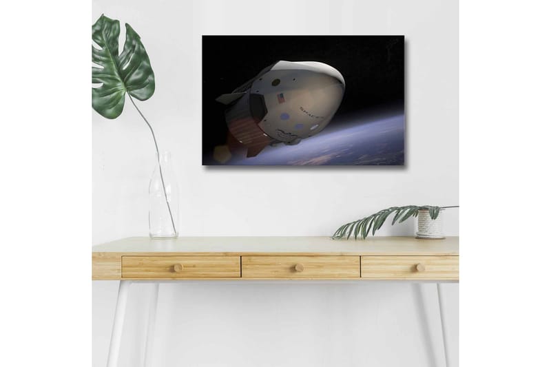 Lerretsbilde med LED-belysning - Romfartøy i bane over jorden - Svart / Hvit / Blå - Interiør - Maleri & posters - Lerretsbilder