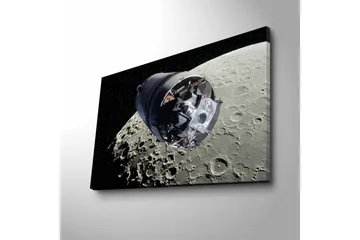 Lerretsbilde med LED-belysning - Romfartøy i bane rundt månen - Grå / Svart / Sølv - Interiør - Maleri & posters - Lerretsbilder