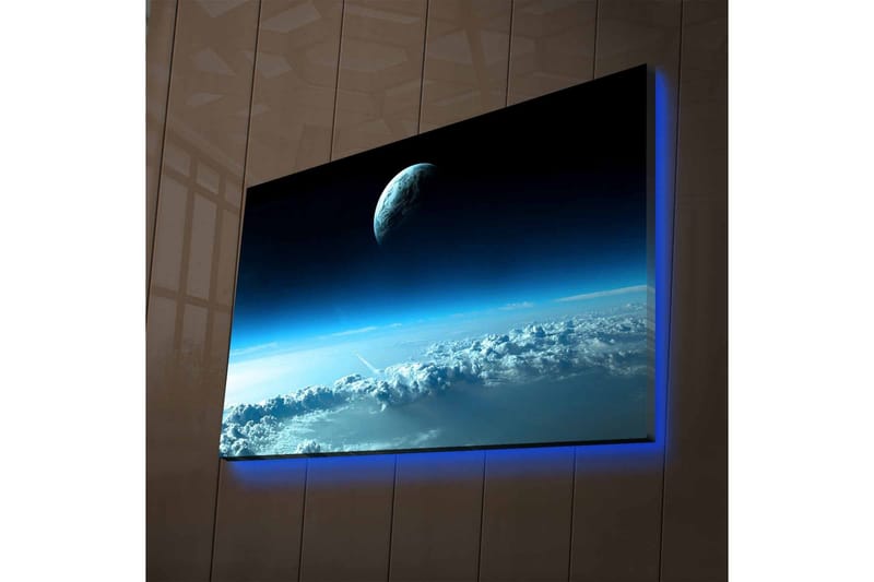Lerretsbilde med LED-belysning - Romlandskap med en planet som svever over skyer - Mørk blå / Lys blå / Hvit - Interiør - Maleri & posters - Lerretsbilder