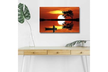 Lerretsbilde med LED-belysning - Solnedgang over en speilblank innsjø med en ensom båt og en silhuett av et tre - Oransje / Svart / Gul - Interiør - Maleri & posters - Lerretsbilder
