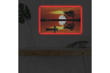 Lerretsbilde med LED-belysning - Solnedgang over en speilblank innsjø med en ensom båt og en silhuett av et tre - Oransje / Svart / Gul - Interiør - Maleri & posters - Lerretsbilder