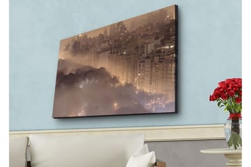 Lerretsbilde med LED-belysning - Stemningsfullt bybilde i tåke med skyskrapere og tretopper - Mørk brun / Grå / Gull - Interiør - Maleri & posters - Lerretsbilder