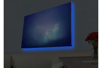 Lerretsbilde med LED-belysning - Stjernegalakse i dyp blå og lilla - Dyp blå / Lilla / Turkis - Interiør - Maleri & posters - Lerretsbilder
