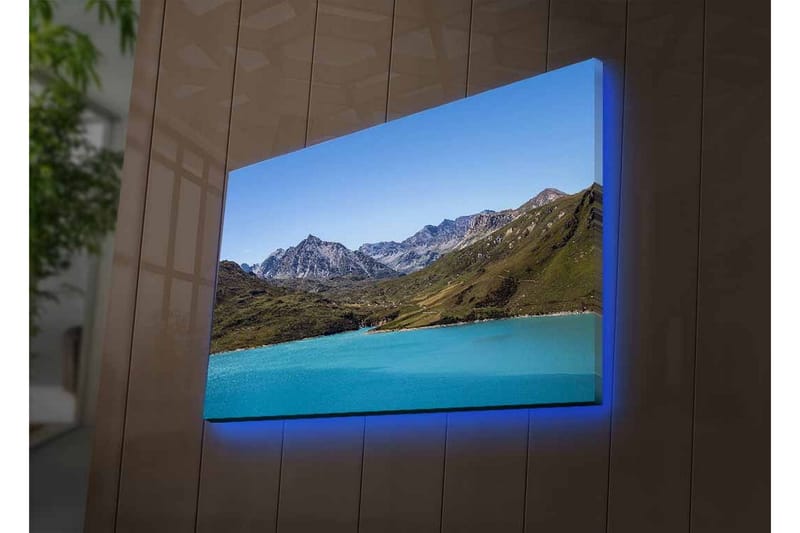 Lerretsbilde med LED-belysning - Storslått fjellandskap med en klar, turkis innsjø - Turkis / Grønn / Blå - Interiør - Maleri & posters - Lerretsbilder