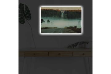 Lerretsbilde med LED-belysning - Tåke over en vei omgitt av skog og fjell i bakgrunnen - Grønn / Blå / Oransje - Interiør - Maleri & posters - Lerretsbilder