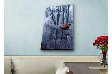 Lerretsbilde med LED-belysning - Tåke over en park med benker og refleksjoner i sølepytter - Mørk blå / Grå / Oransje - Interiør - Maleri & posters - Lerretsbilder