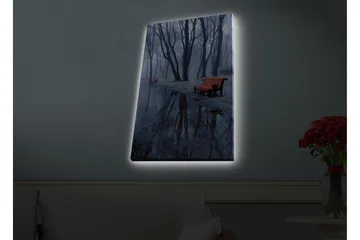 Lerretsbilde med LED-belysning - Tåke over en park med benker og refleksjoner i sølepytter - Mørk blå / Grå / Oransje - Interiør - Maleri & posters - Lerretsbilder