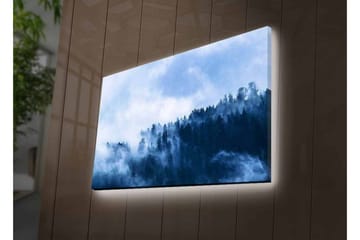 Lerretsbilde med LED-belysning - Tåke som feier over en skog av høye trær - Mørk blå / Lys blå / Grå - Interiør - Maleri & posters - Lerretsbilder