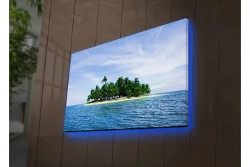 Lerretsbilde med LED-belysning - Tropisk øy med palmer omgitt av klart blått hav - Blå / Grønn / Beige - Interiør - Maleri & posters - Lerretsbilder