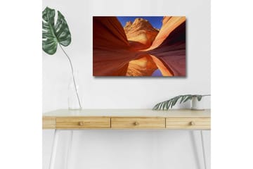 Lerretsbilde med LED-belysning - Vakker kløft med buede fjellvegger i varme nyanser - Rød / Oransje / Blå - Interiør - Maleri & posters - Lerretsbilder