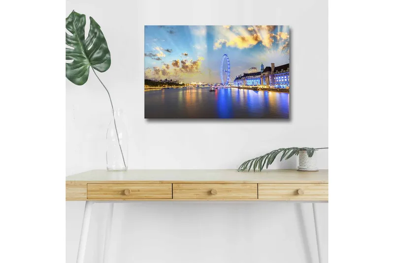 Lerretsbilde med LED-belysning - Vakker utsikt over en by ved vannkanten med et stort pariserhjul og fargerike bygninger, Blå / Gul / Hvit