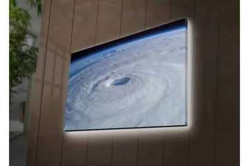 Lerretsbilde med LED-belysning - Virvlende skyer i en tropisk syklon - Hvit / Blå / Grå - Interiør - Maleri & posters - Lerretsbilder