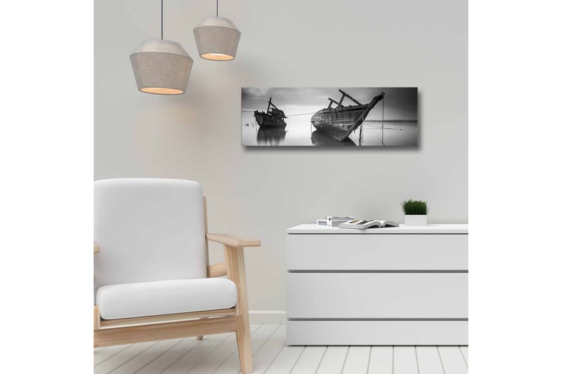 Lerretsbilde - Skipsvrak i rolige farvann - Svart / Hvit / Grå - Interiør - Maleri & posters - Lerretsbilder
