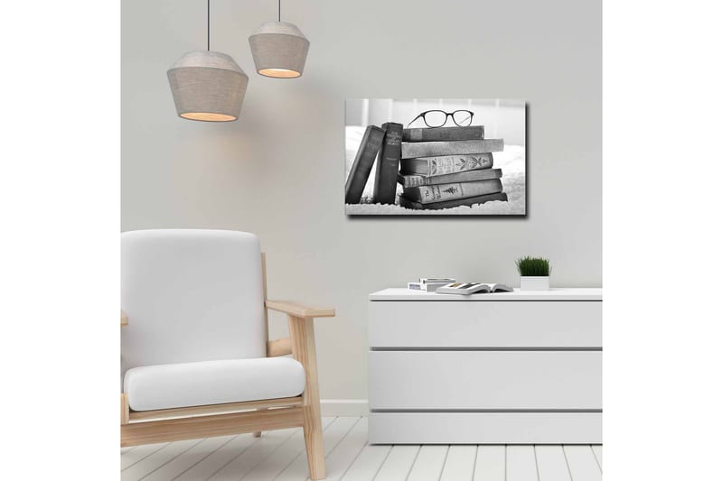 Lerretsbilde - Stabel med bøker med briller på toppen - Svart / Grå / Hvit - Interiør - Maleri & posters - Lerretsbilder