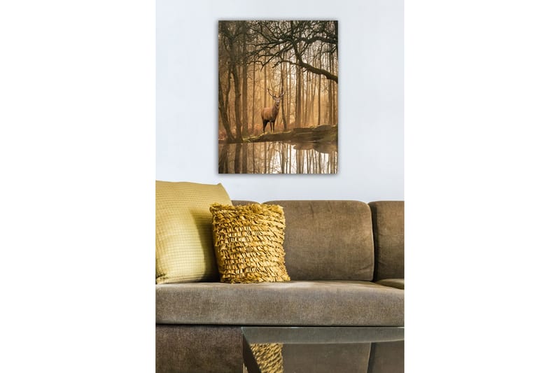 Lerretsbilde - Statlig elg i et tåkete skogsmiljø - Brun / Gull / Grønn - Interiør - Maleri & posters - Lerretsbilder
