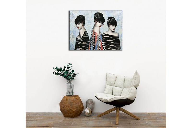 Lerretsbilde - Tre stiliserte kvinner med elegante frisyrer og fargerike klær - Svart / Rød / Blå - Interiør - Maleri & posters - Lerretsbilder