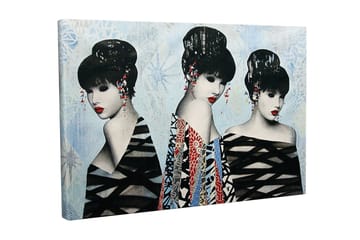 Lerretsbilde - Tre stiliserte kvinner med elegante frisyrer og fargerike klær - Svart / Rød / Blå - Interiør - Maleri & posters - Lerretsbilder