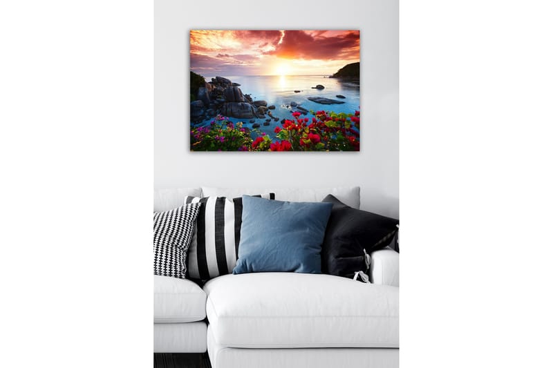 Lerretsbilde - Vakker solnedgang over havet med blomster i forgrunnen - Rosa / Blå / Oransje - Interiør - Maleri & posters - Lerretsbilder