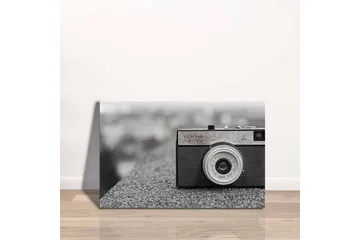 Lerretsbilde - Vintage kamera på en grå overflate - Svart / Grå / Sølv - Interiør - Maleri & posters - Lerretsbilder