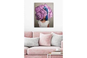 Lerretsbilde - Portrett av en kvinne med en stor bukett rosa blomster som hovedmotiv - Rosa / Blå / Beige - Interiør - Maleri & posters - Lerretsbilder