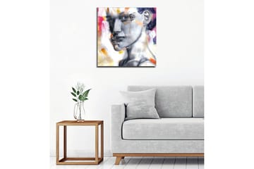 Lerretsbilde - Portrett av en kvinne med et uttrykksfullt ansiktsuttrykk - Grå / Rosa / Oransje - Interiør - Maleri & posters - Lerretsbilder