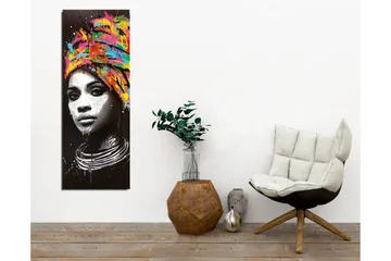 Lerretsbilde - Portrett av en kvinne med et fargerikt hodeskjerf - Svart / Rosa / Gul - Interiør - Maleri & posters - Lerretsbilder