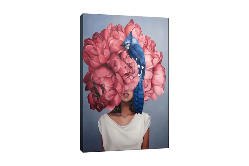 Lerretsbilde - Portrett av en kvinne med en stor bukett rosa blomster som hode og en blå fugl som sitter på blomstene, Rosa / Blå / Beige