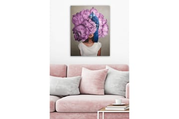 Lerretsbilde - Portrett av en kvinne med en stor bukett rosa blomster som hovedmotiv - Rosa / Blå / Beige - Interiør - Maleri & posters - Lerretsbilder