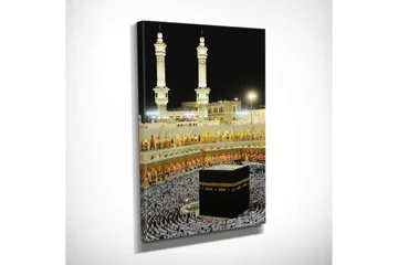Lite lerretsbilde 30x40 cm - Den hellige Kaba i Mekka omgitt av pilegrimer - Svart / Hvit / Gull - Interiør - Maleri & posters - Lerretsbilder