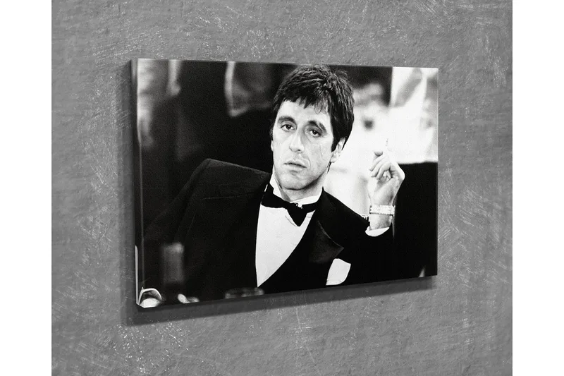 Lite lerretsbilde 40x30 cm - Portrett av en mann i smoking med en sigarett i hånden - Svart / Hvit - Interiør - Maleri & posters - Lerretsbilder