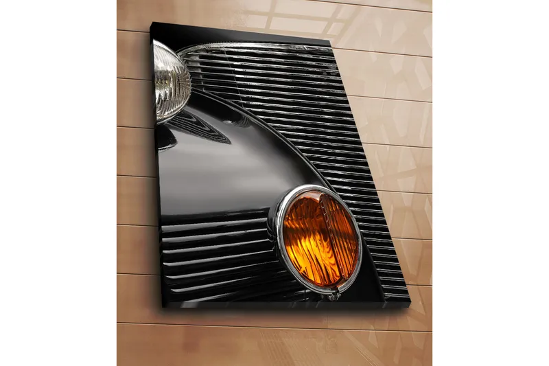 Stort lerretsbilde 70x100 cm - Detaljert nærbilde av fronten på en klassisk bil - Svart / Krom / Oransje - Interiør - Maleri & posters - Lerretsbilder