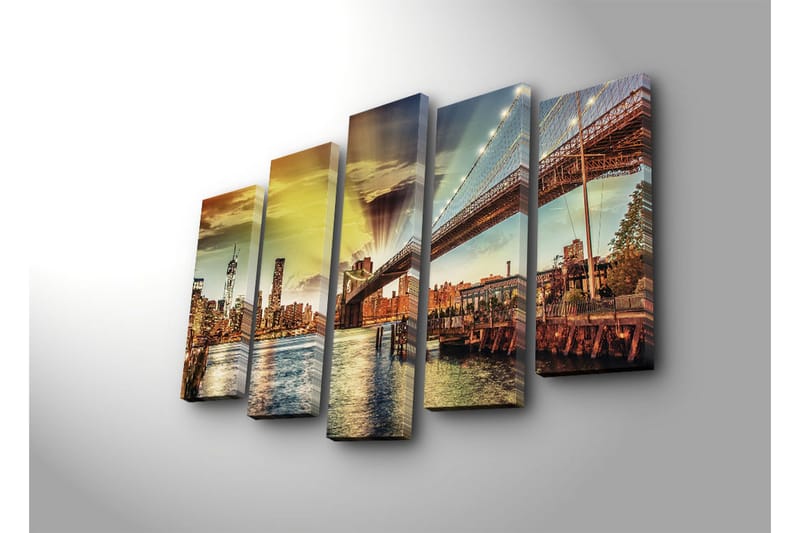 Stort lerretsbilde i 5 deler 105x70 cm - Bysilhuett med Brooklyn Bridge i solnedgangens lys - Gull / Blå / Grønn - Interiør - Maleri & posters - Lerretsbilder