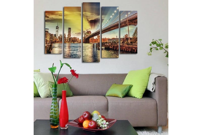 Stort lerretsbilde i 5 deler 105x70 cm - Bysilhuett med Brooklyn Bridge i solnedgangens lys - Gull / Blå / Grønn - Interiør - Maleri & posters - Lerretsbilder