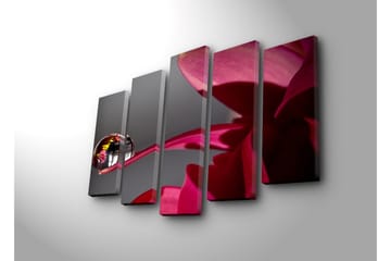 Stort lerretsbilde i 5 deler 105x70 cm - Dråper på en blomst med refleksjoner av omgivelsene - Mørk rød / Rosa / Klar (gjennomsiktig) - Interiør - Maleri & posters - Lerretsbilder