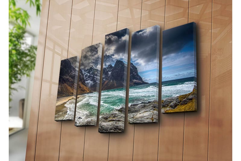 Stort lerretsbilde i 5 deler 105x70 cm - Dramatiske fjell med hav og strand - Mørkegrå / Turkis / Beige - Interiør - Maleri & posters - Lerretsbilder