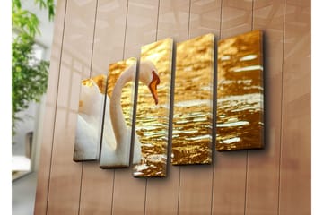 Stort lerretsbilde i 5 deler 105x70 cm - Elegant svane ved vannoverflaten - Hvit / Gull / Oransje - Interiør - Maleri & posters - Lerretsbilder
