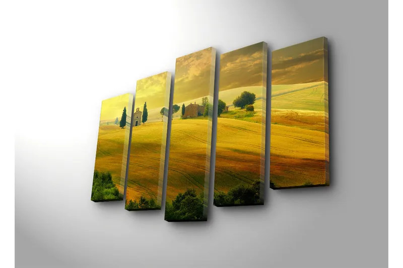 Stort lerretsbilde i 5 deler 105x70 cm - Frodig landskap med bølgende jorder og en liten kirke - Gyllengul / Grønn / Brun - Interiør - Maleri & posters - Lerretsbilder