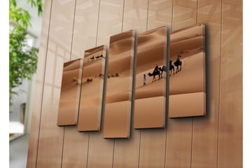 Stort lerretsbilde i 5 deler 105x70 cm - Kamelkaravane som beveger seg gjennom sanddyner - Sandbeige / Lys brun / Grønn - Interiør - Maleri & posters - Lerretsbilder