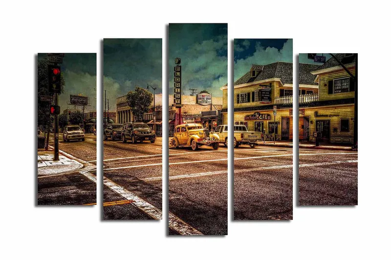 Stort lerretsbilde i 5 deler 105x70 cm - Nostalgisk bybilde med klassiske biler og livlig gatescene - Gul / Brun / Grå - Interiør - Maleri & posters - Lerretsbilder