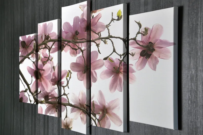 Stort lerretsbilde i 5 deler 105x70 cm - Rosa magnoliablomster på grener - Rosa / Grønn / Brun - Interiør - Maleri & posters - Lerretsbilder