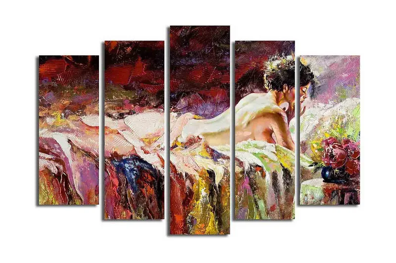 Stort lerretsbilde i 5 deler 105x70 cm - Sensuell kvinne hviler på en seng med blomster i nærheten - Rød / Lilla / Beige - Interiør - Maleri & posters - Lerretsbilder