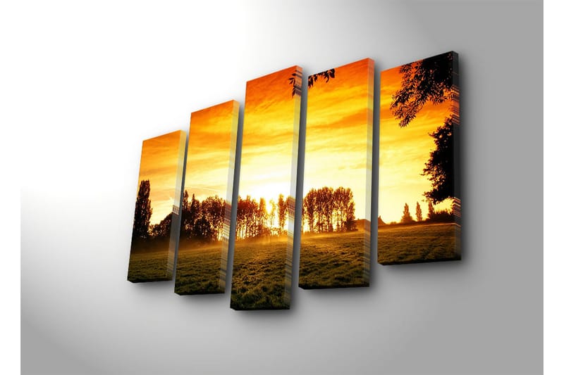 Stort lerretsbilde i 5 deler 105x70 cm - Solnedgang over en skog av silhuetter - Oransje / Gull / Svart - Interiør - Maleri & posters - Lerretsbilder