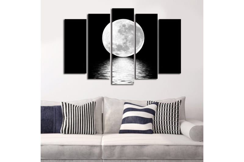 Stort lerretsbilde i 5 deler 105x70 cm - Storslått fullmåne speilet i vannoverflaten - Hvit / Svart - Interiør - Maleri & posters - Lerretsbilder